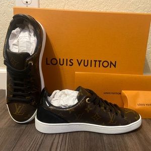 COPY - Louis Vuitton Front Row Sneaker